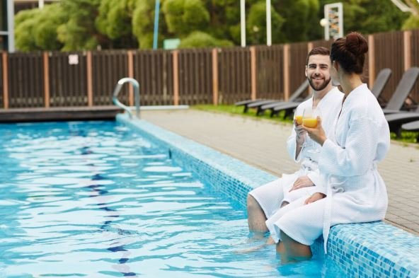 Step-by-Step Pool Maintenance for a Safe and Healthy Swimming Experience