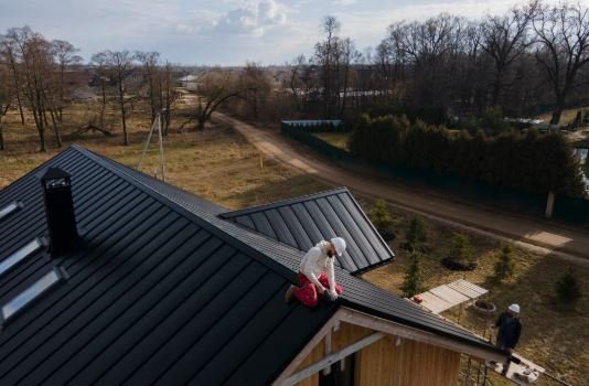 Metal Roofing Solutions for Durable, Energy-Efficient, and Weather-Resistant Roofing Systems